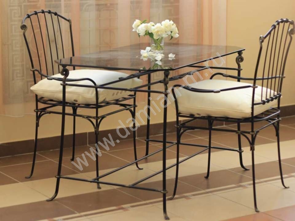 Комплект Haýran стола и стульев на 6 персон + пуфик